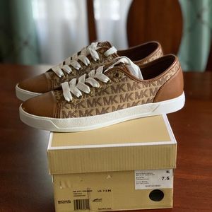 Brand New Michael Kors City Sneakers